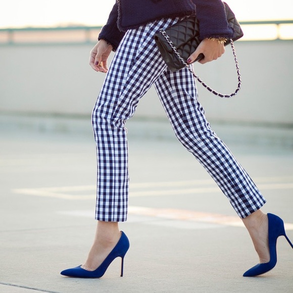 โSOLDโ๐3 for $35๐Banana Republic Navy Gingham Pants - Picture 2 of 13